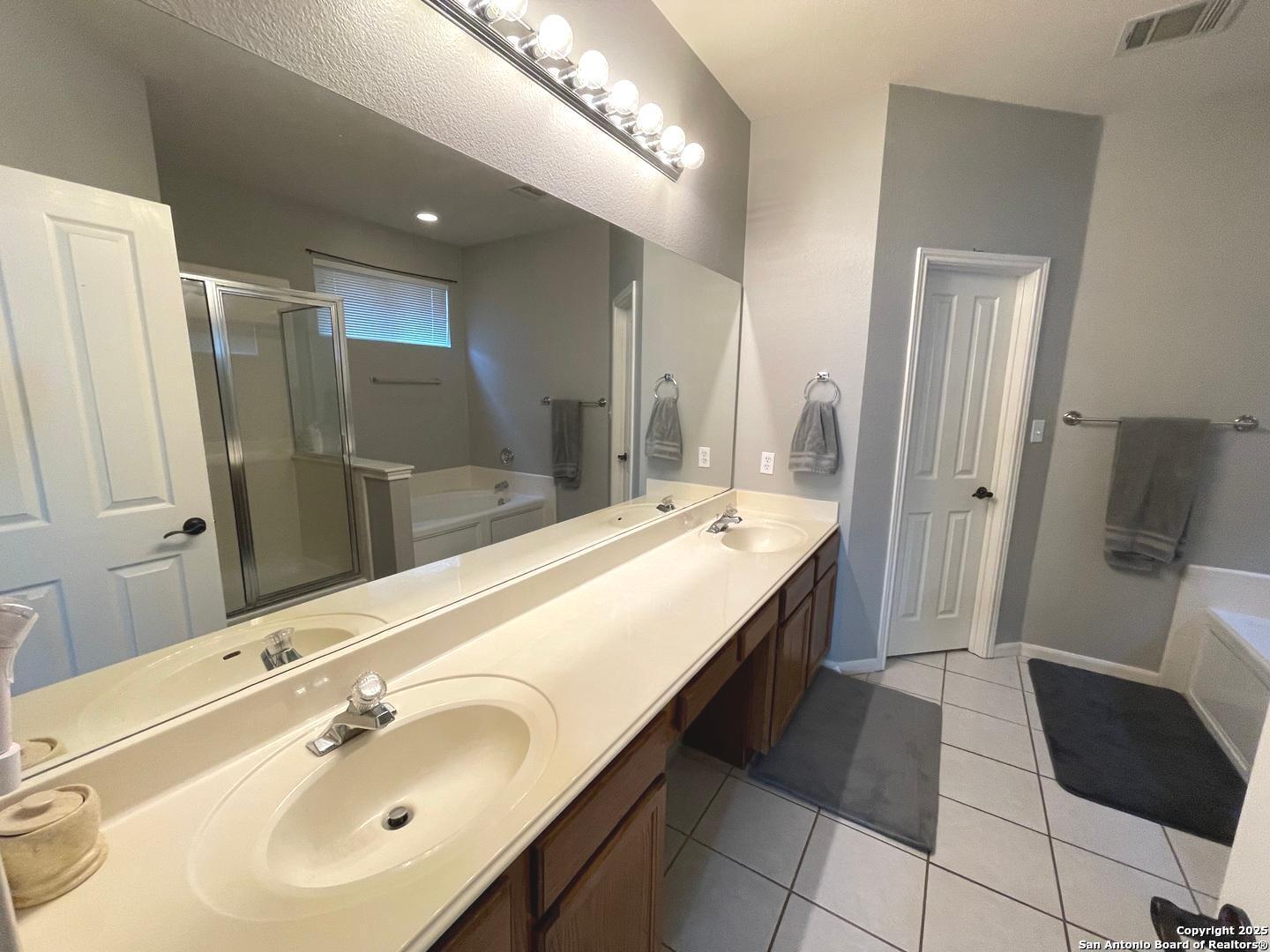 165 Ozuna Drive Cibolo TX 78108