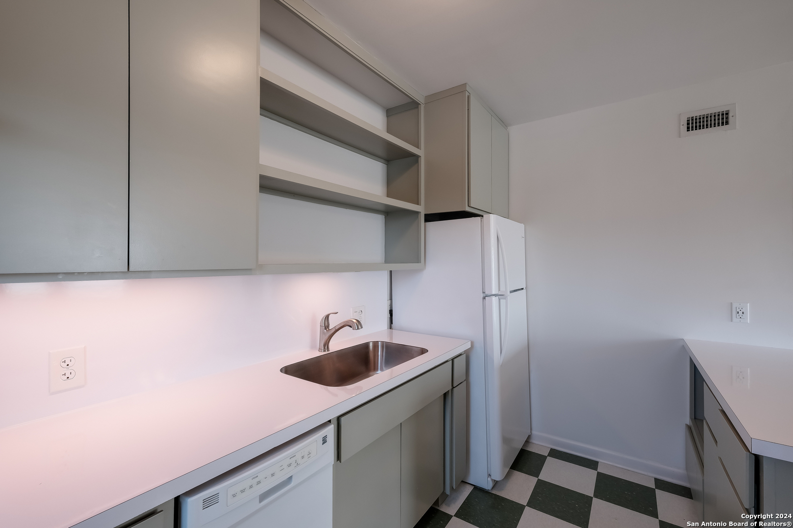 442 E Huisache Avenue San Antonio TX 78212