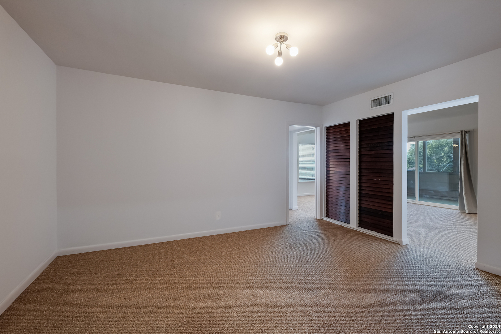 442 E Huisache Avenue San Antonio TX 78212
