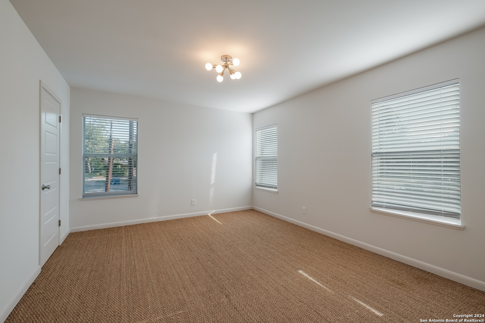 442 E Huisache Avenue San Antonio TX 78212