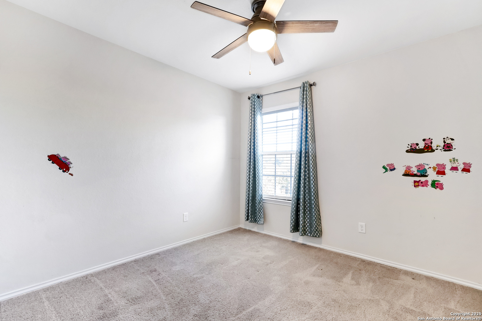 8811 Silver City San Antonio TX 78254