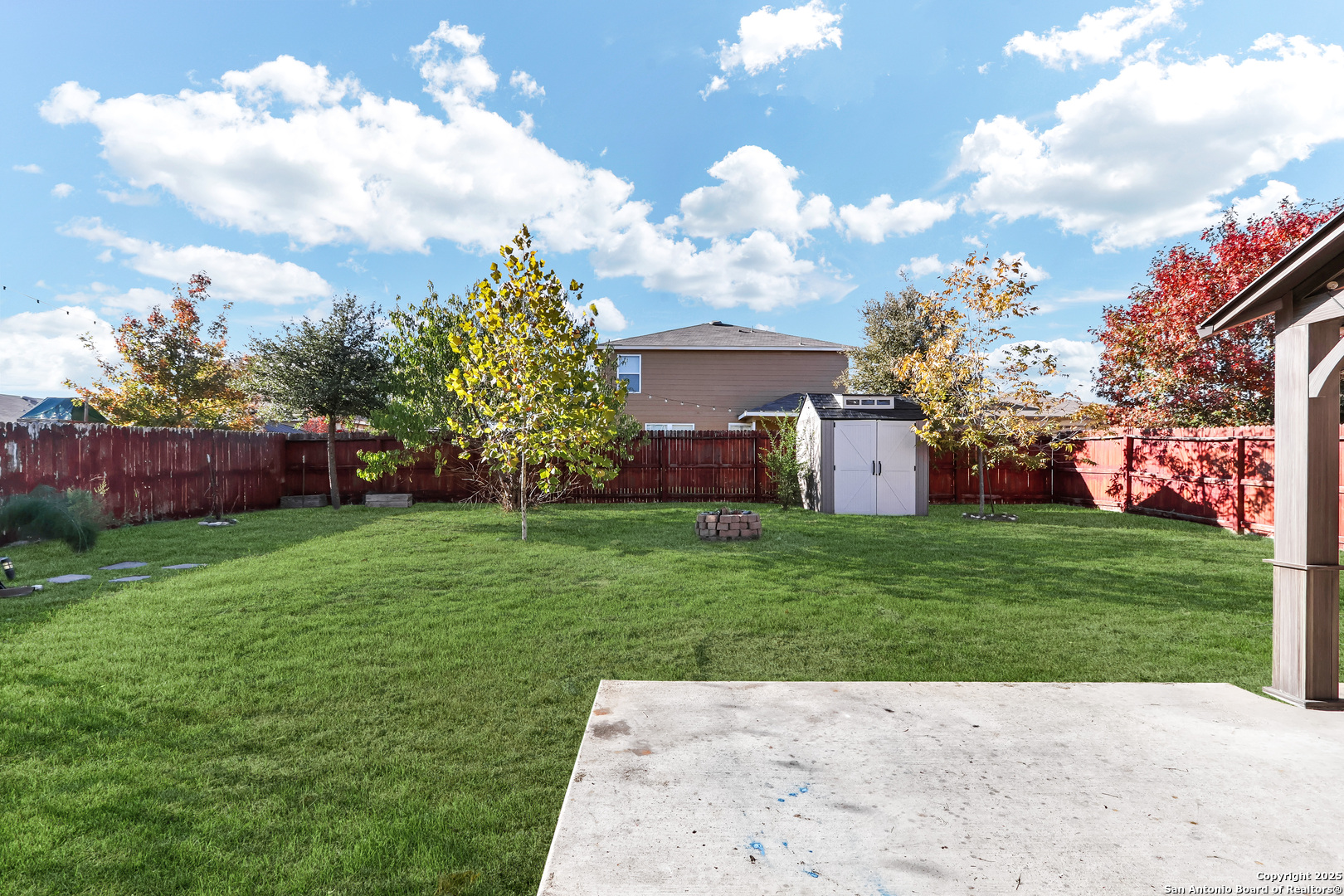 8811 Silver City San Antonio TX 78254