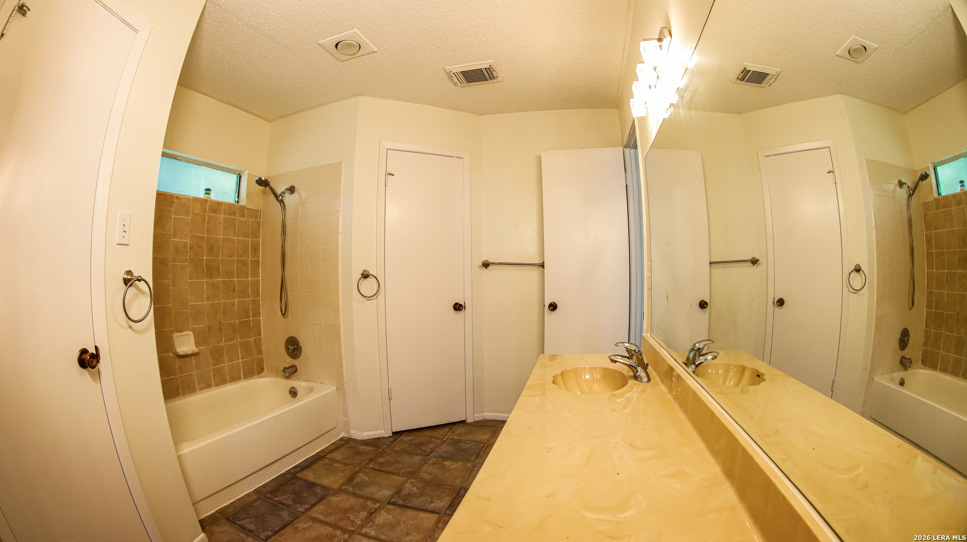 7147 Comanche Ridge Converse TX 78109