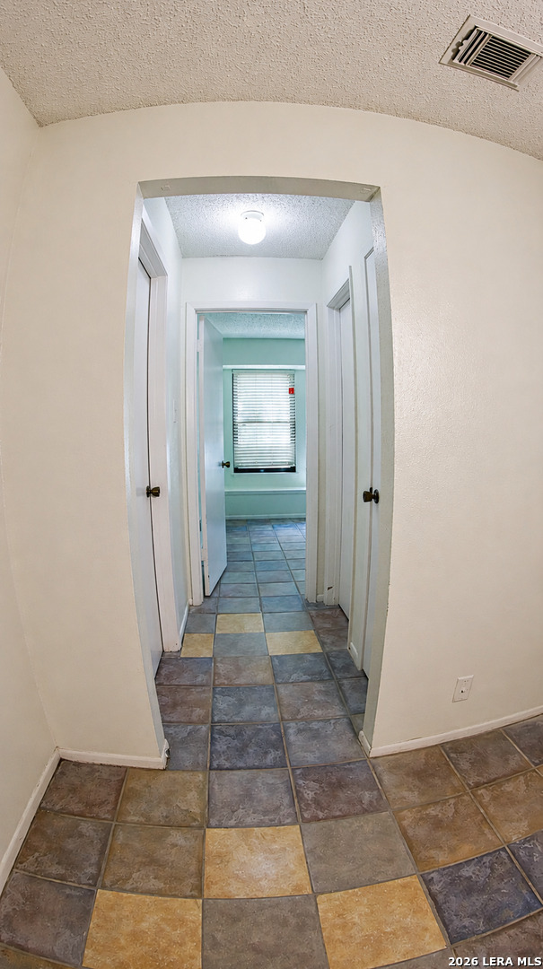 7147 Comanche Ridge Converse TX 78109