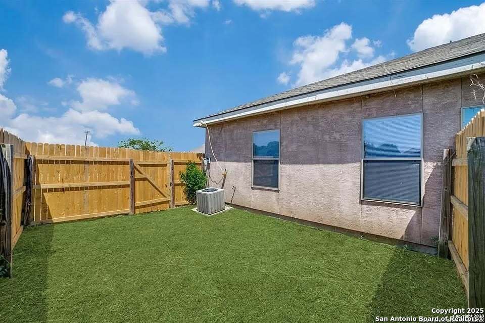 5827 Golf San Antonio TX 78244