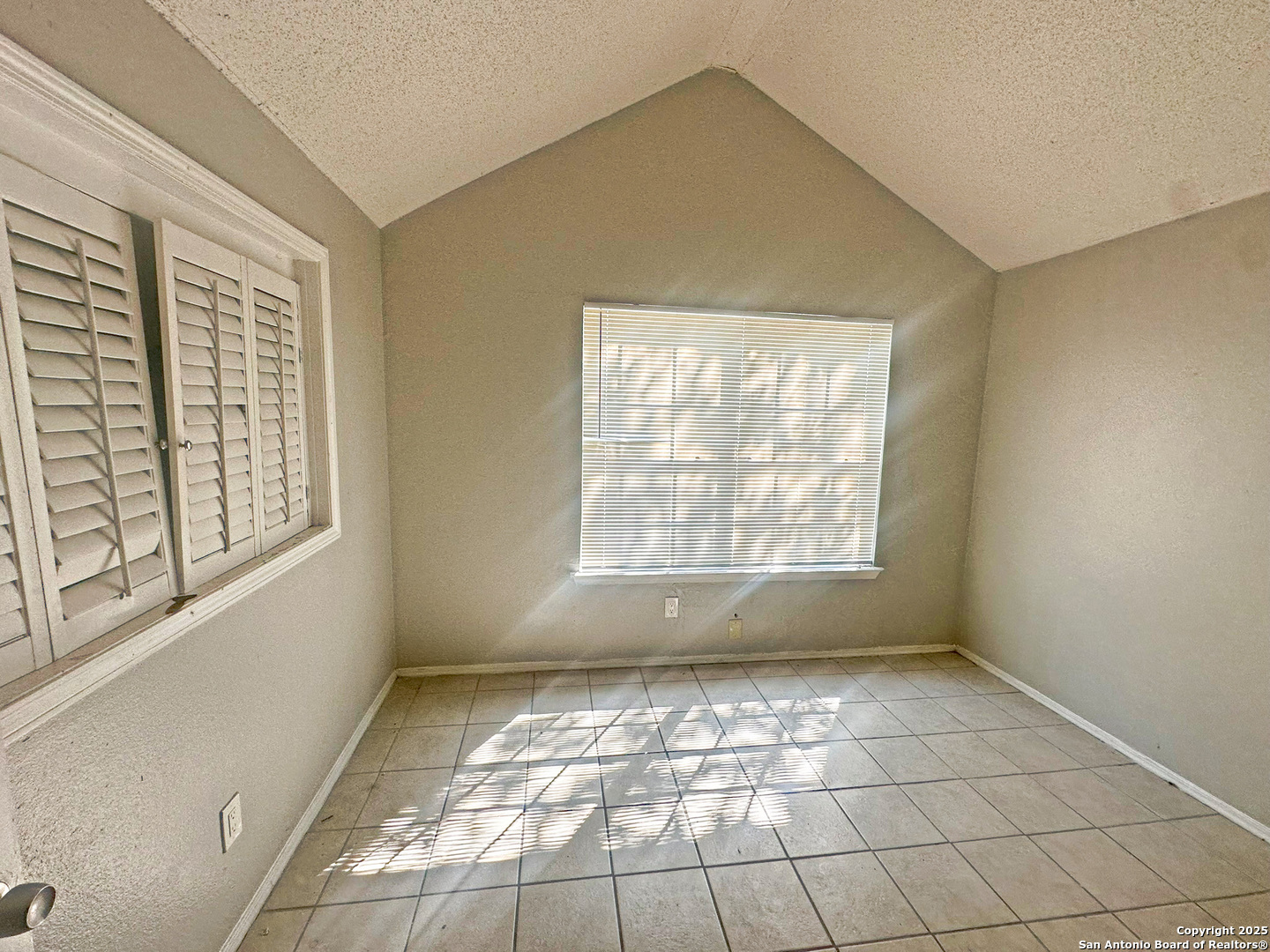 7502 Oak Chase San Antonio TX 78239