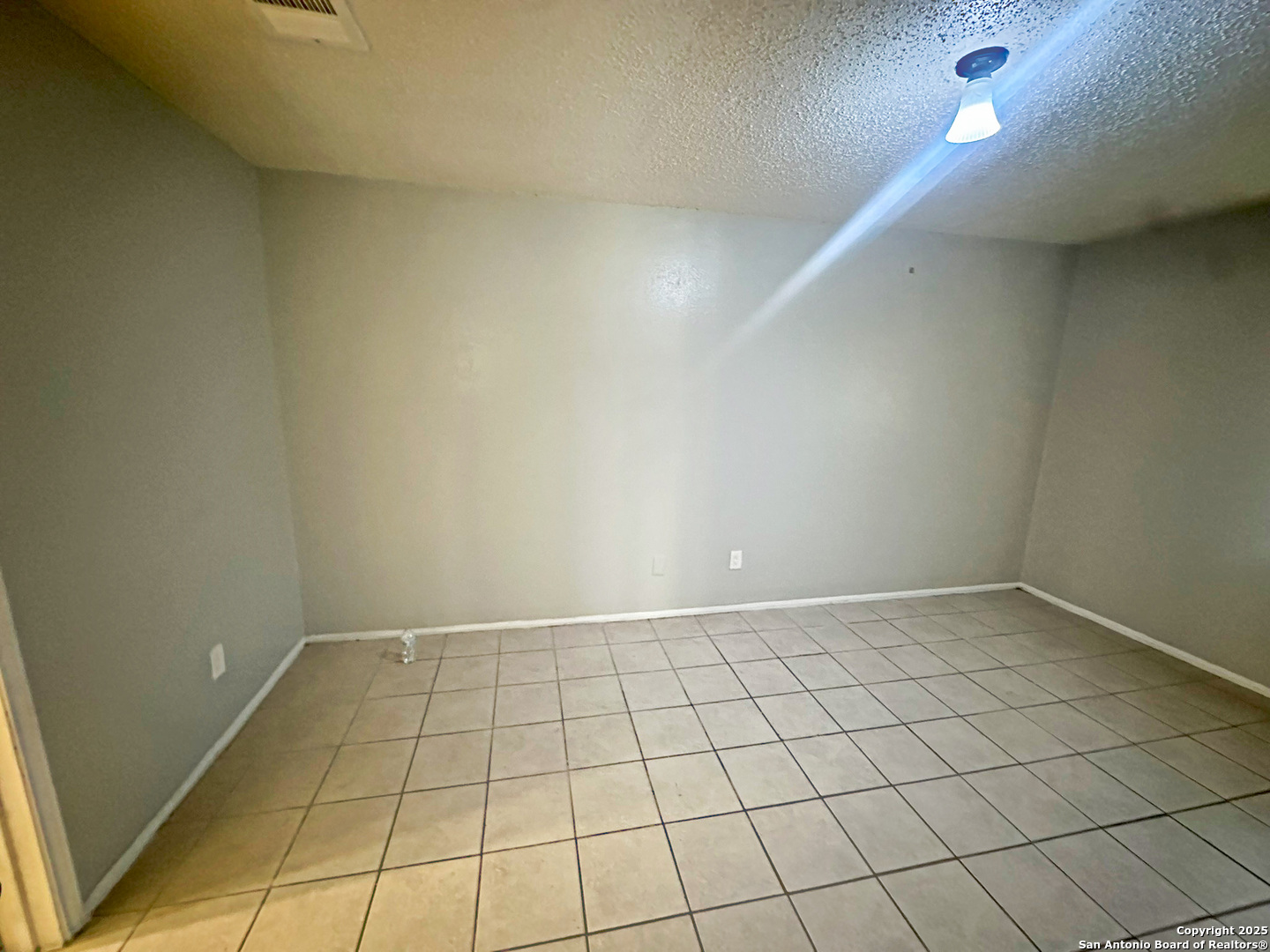 7502 Oak Chase San Antonio TX 78239