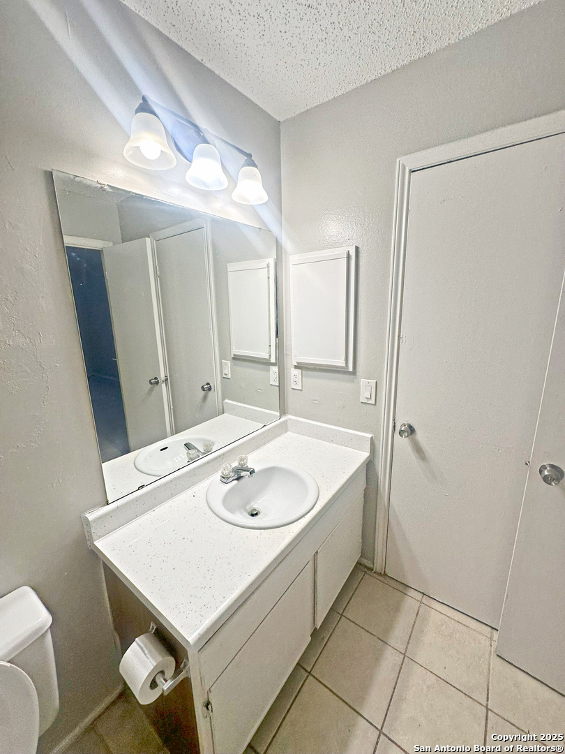 7502 Oak Chase San Antonio TX 78239