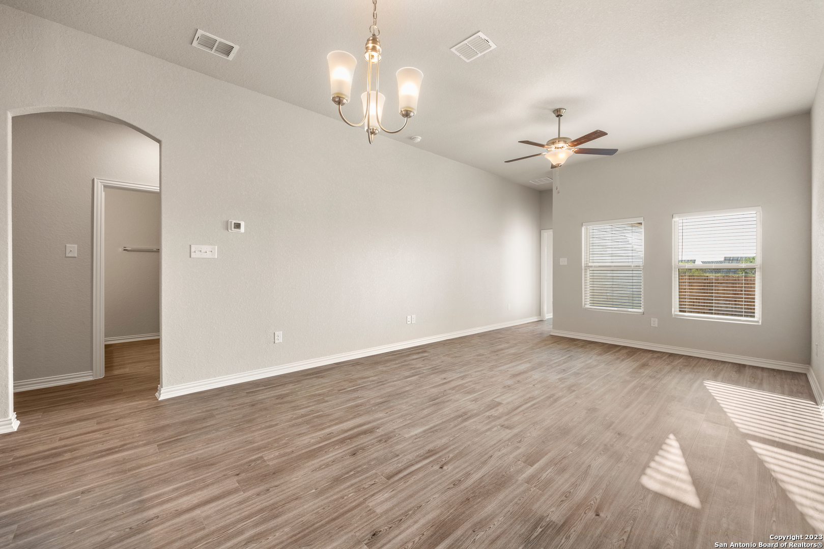 5502 Cibolo Pass Converse TX 78109