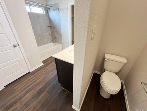156 Hunters Brook San Antonio TX 78253
