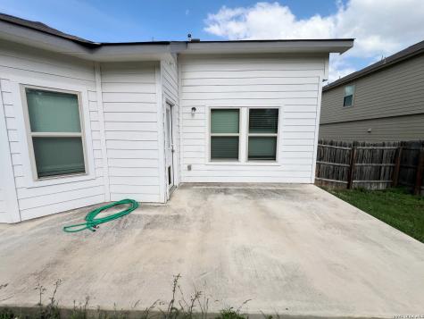 156 Hunters Brook San Antonio TX 78253