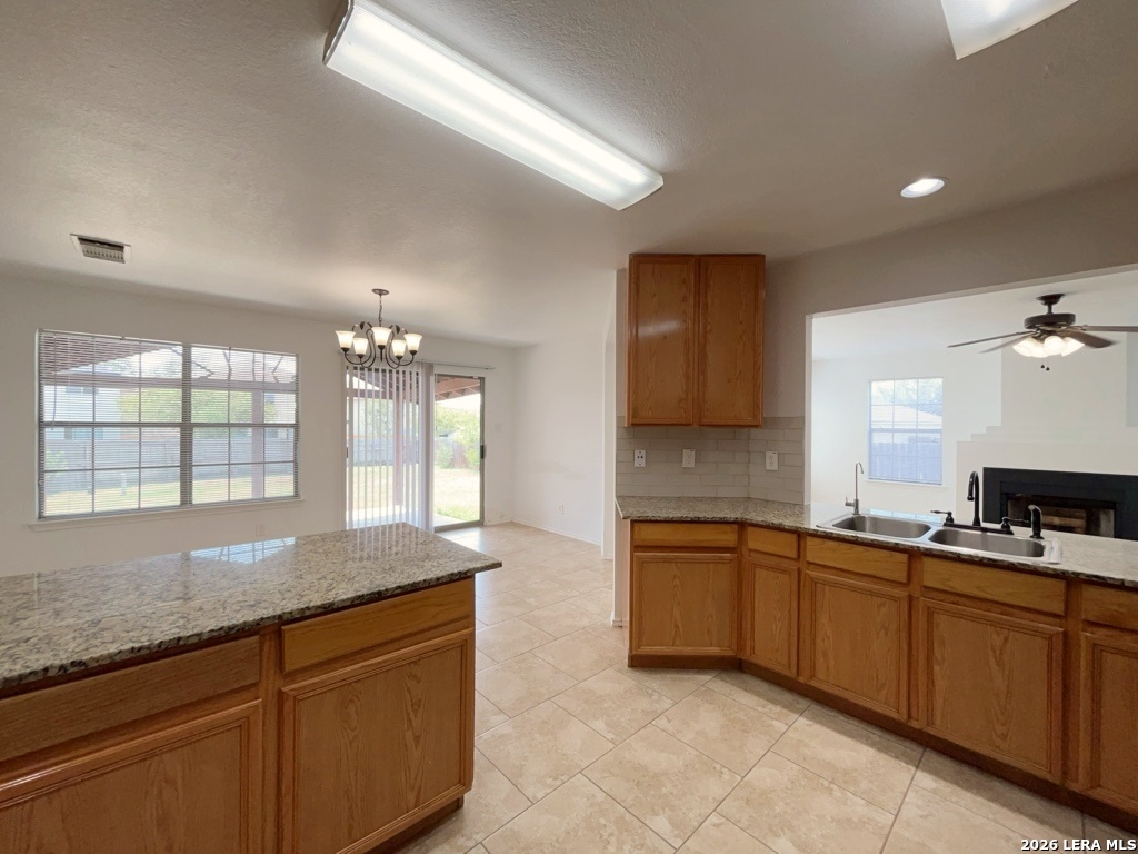 7947 Morning Grove Converse TX 78109