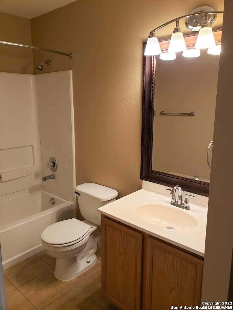 10622 Shaencrest San Antonio TX 78254