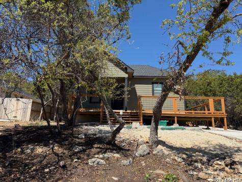1475 Bonnyview Canyon Lake TX 78133