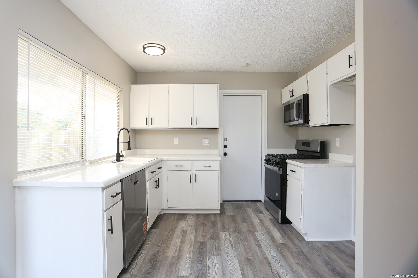 7306 Glen Hart San Antonio TX 78239