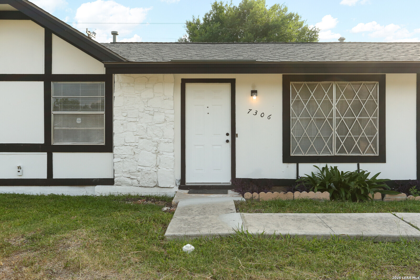 7306 Glen Hart San Antonio TX 78239
