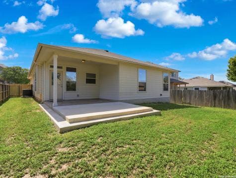 810 Campion Red San Antonio TX 78245