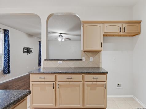 810 Campion Red San Antonio TX 78245