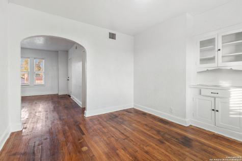 1630 W Rosewood San Antonio TX 78201