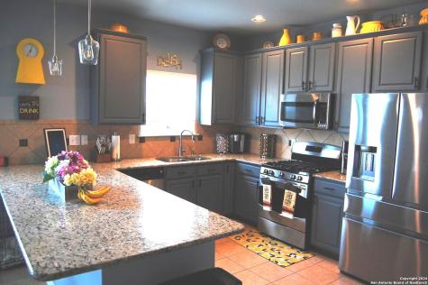 509 Whittmen Schertz TX 78108
