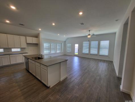 1233 Fox Wing Way New Braunfels TX 78132
