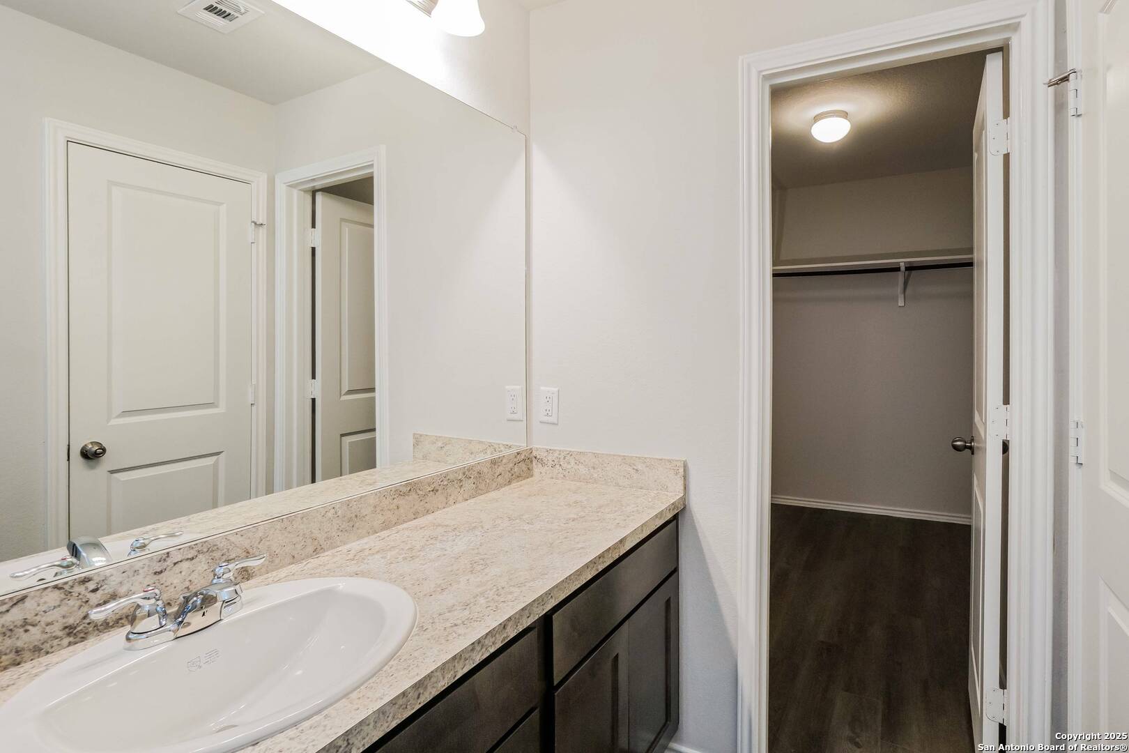 9334 Somers Bend San Antonio TX 78211