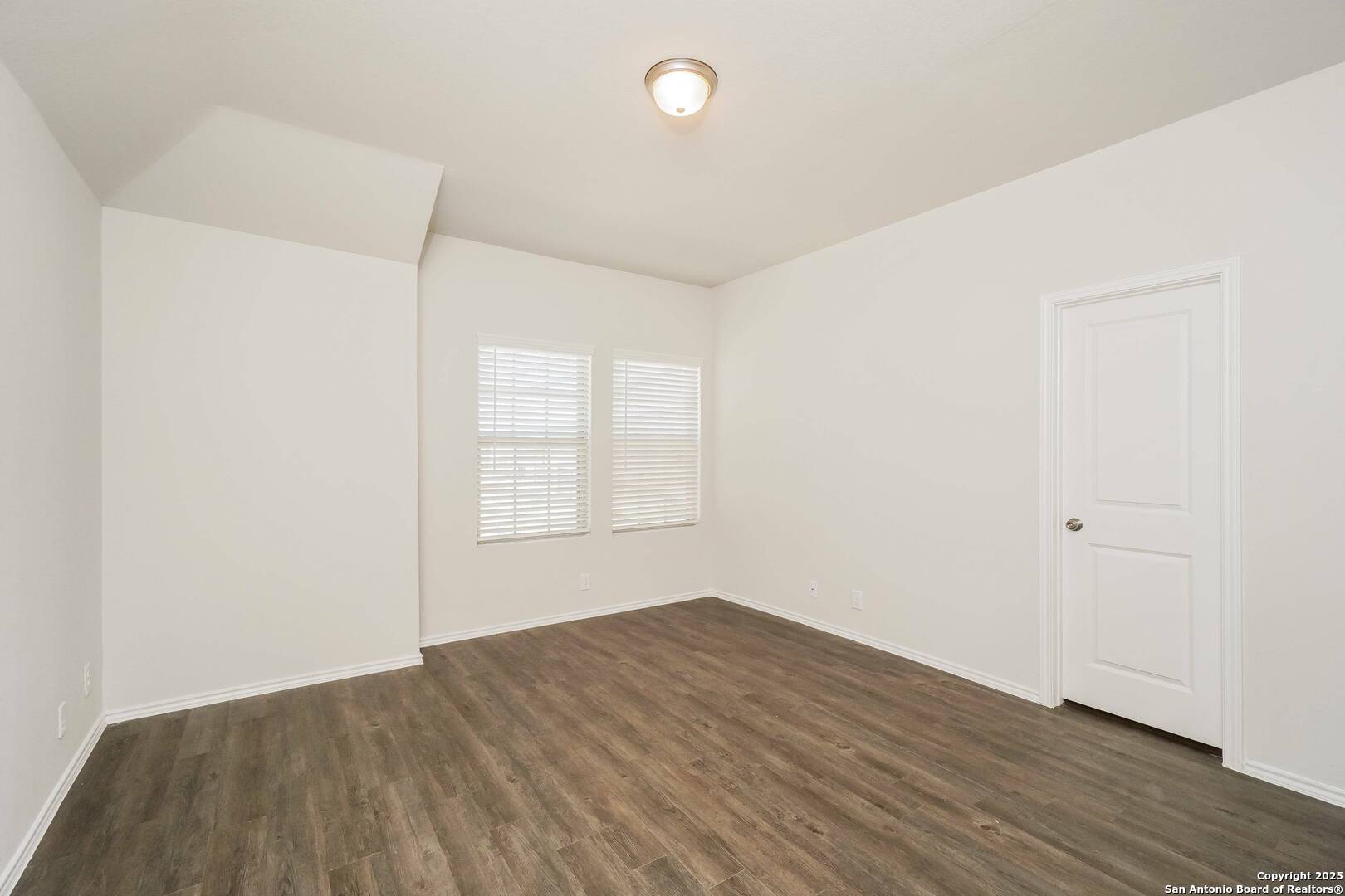 9334 Somers Bend San Antonio TX 78211