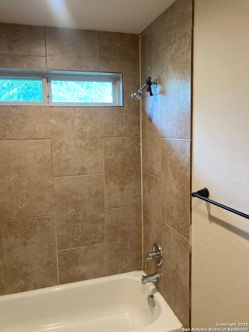 7030 Lakeview San Antonio TX 78244