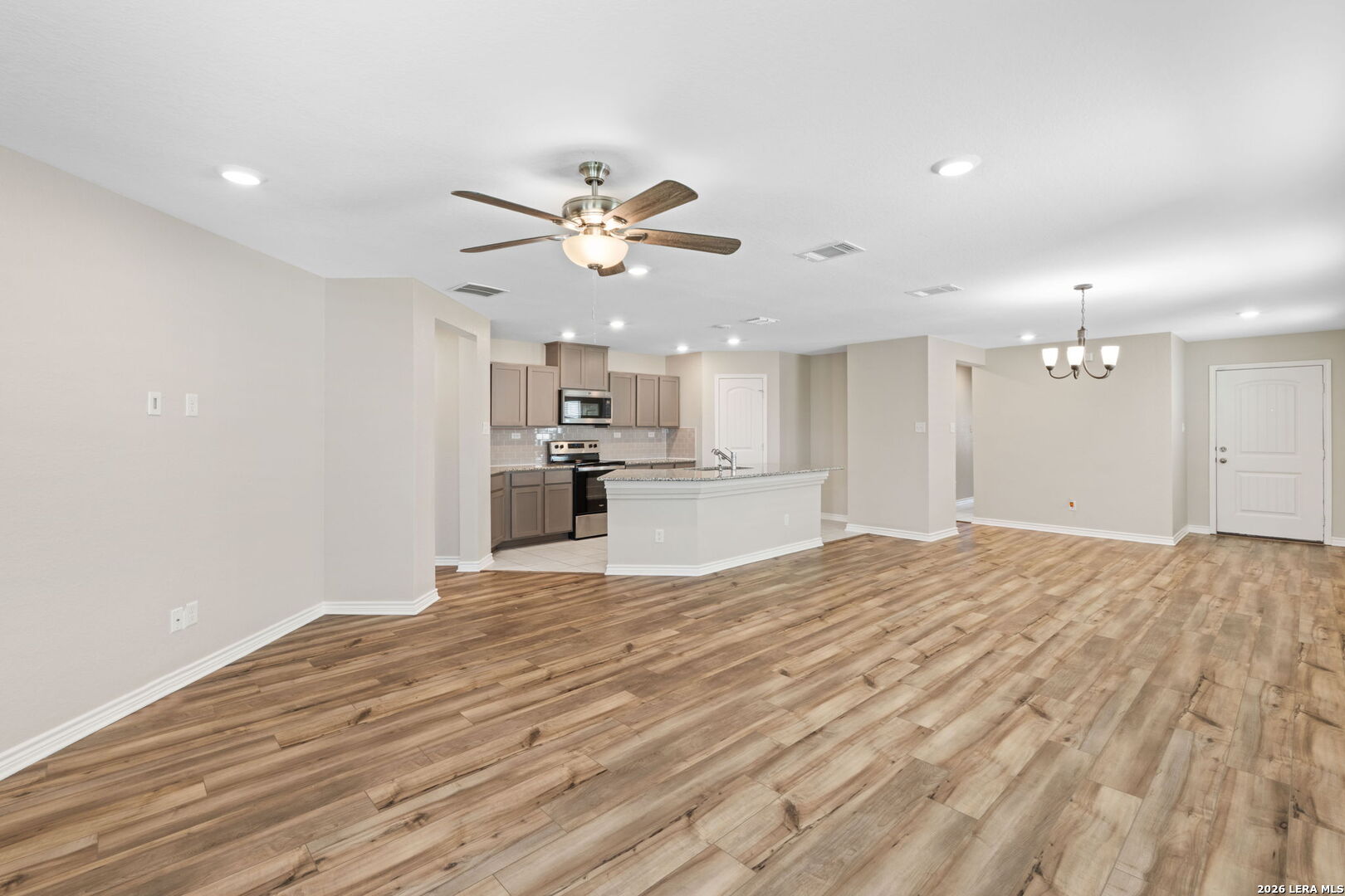 9411 Braman Point Converse TX 78109