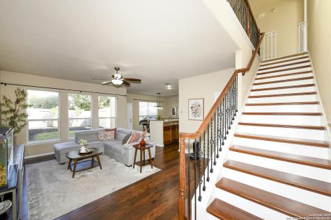 1119 Pinnacle Falls San Antonio TX 78260