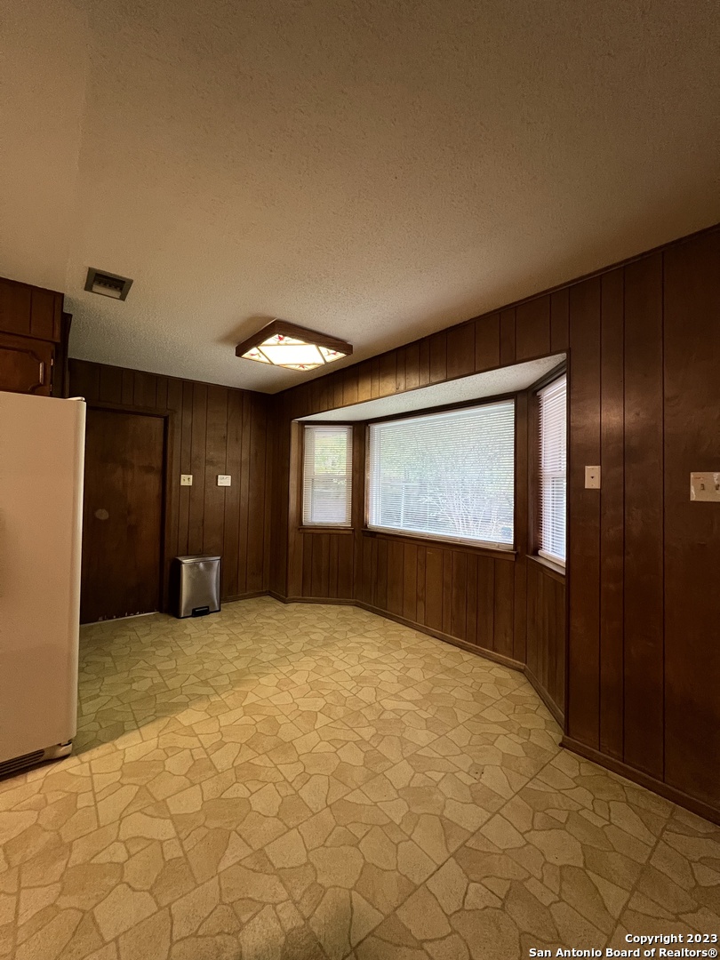 1735 Donaldson Avenue San Antonio TX 78228