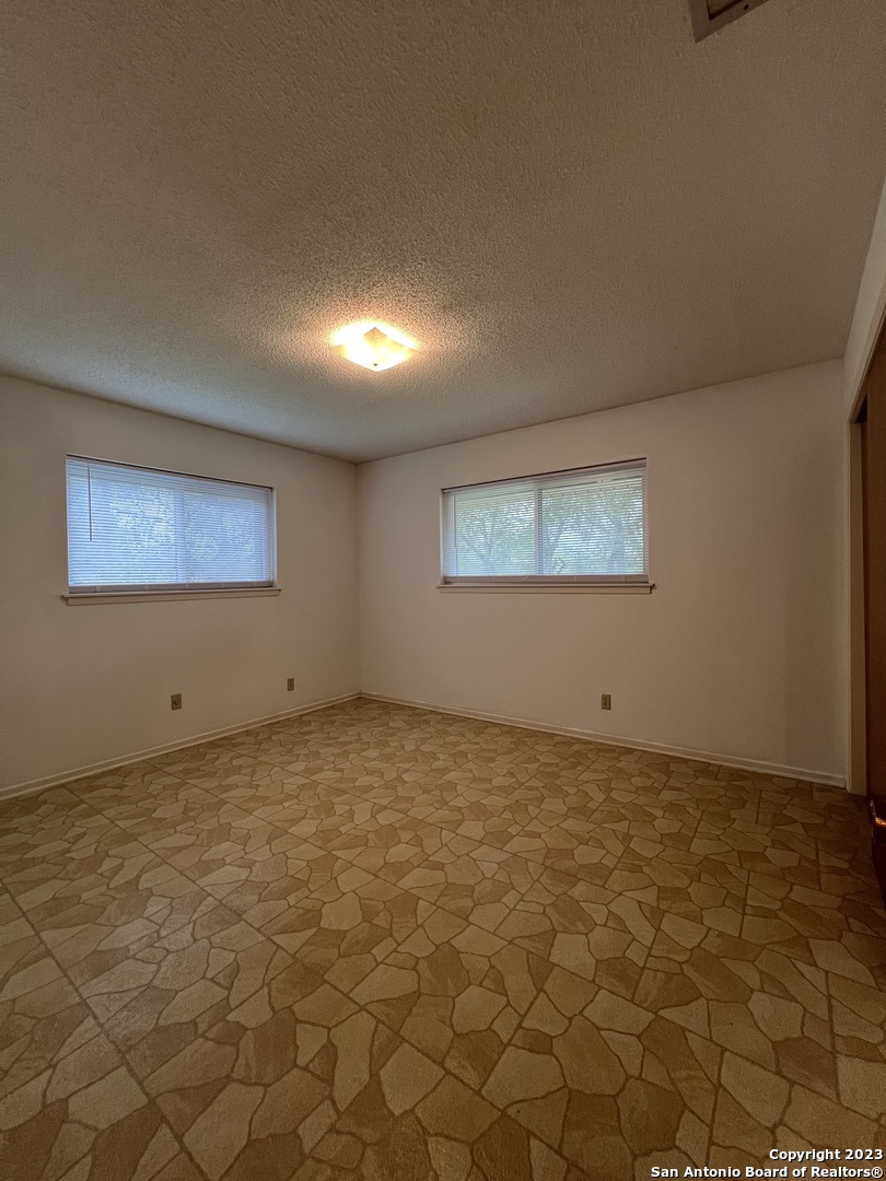 1735 Donaldson Avenue San Antonio TX 78228