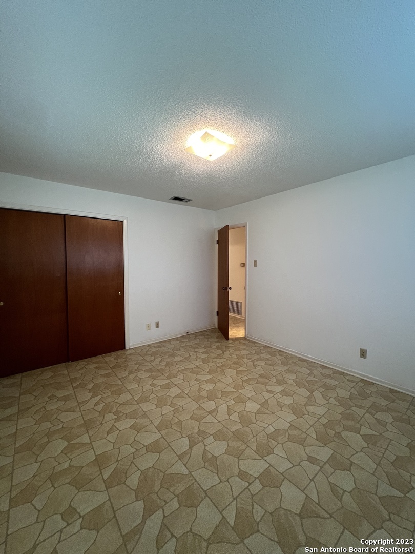 1735 Donaldson Avenue San Antonio TX 78228