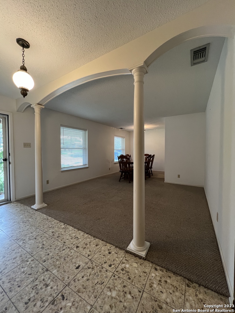 1735 Donaldson Avenue San Antonio TX 78228