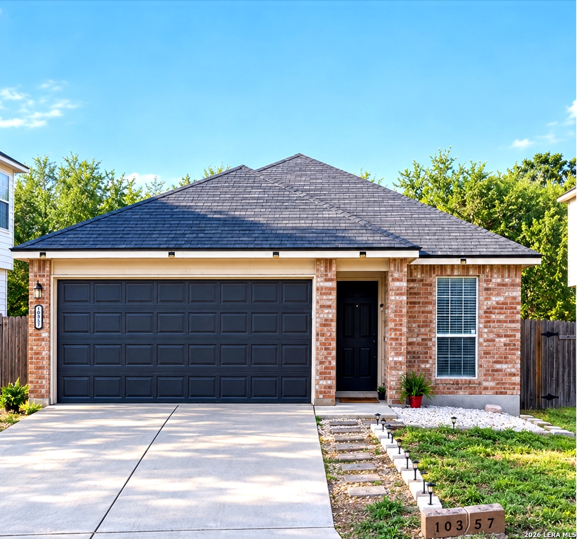 10357 Oakwood Crest San Antonio TX 78245
