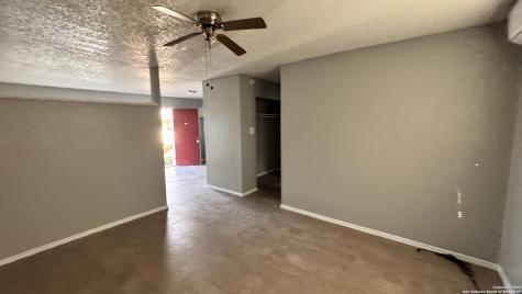 5603 Bienville San Antonio TX 78233