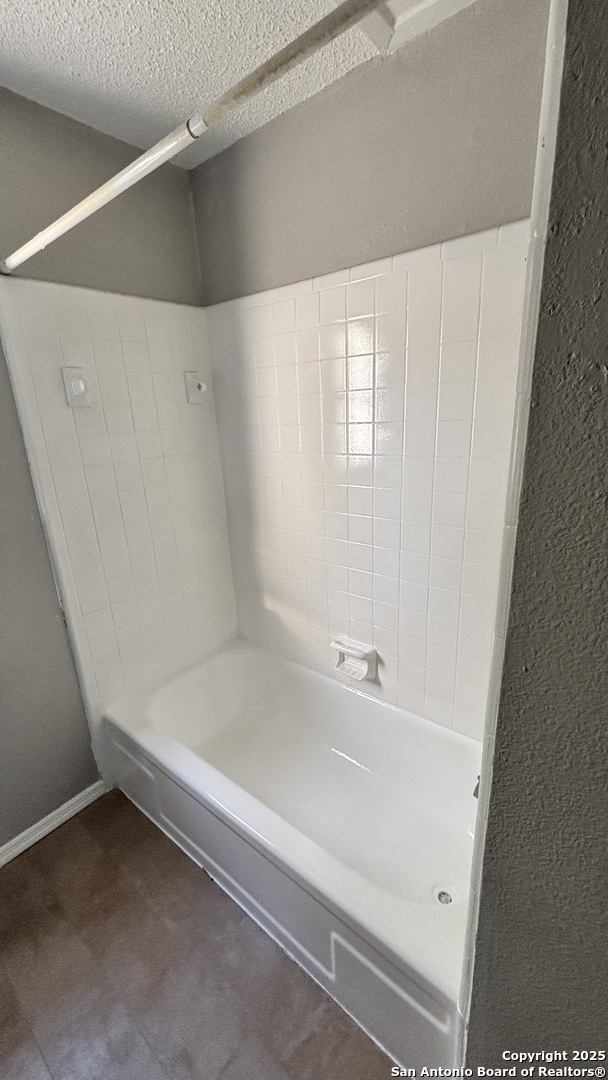 5603 Bienville San Antonio TX 78233
