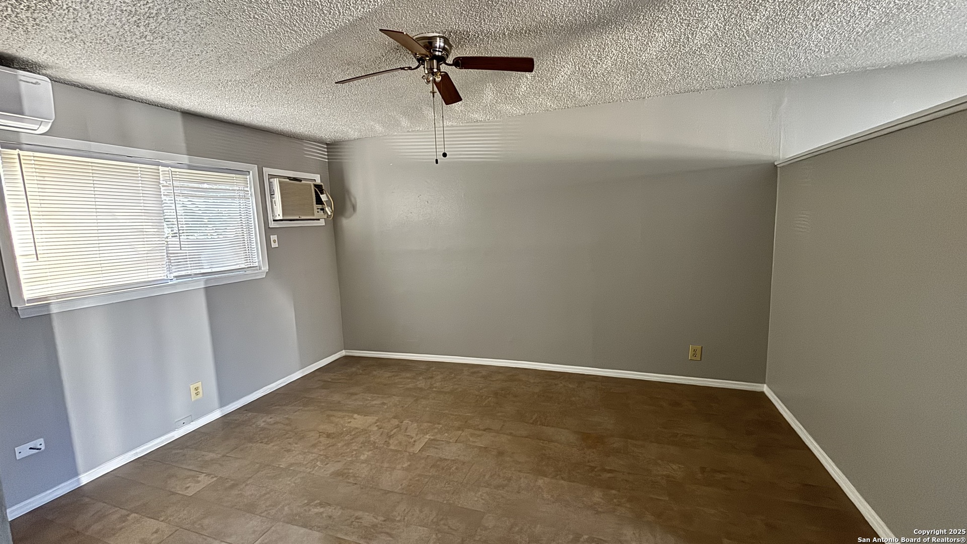 5603 Bienville San Antonio TX 78233