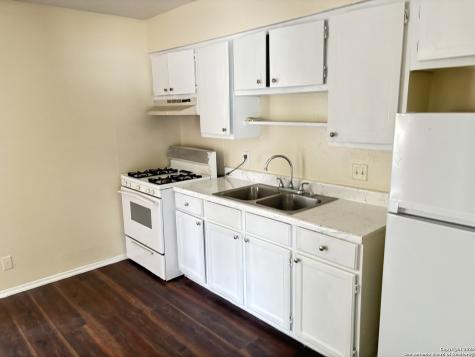 5603 Bienville San Antonio TX 78233
