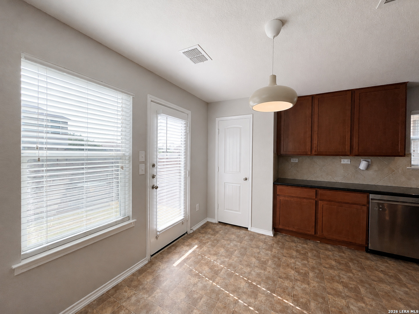 3522 Sunbird Bay San Antonio TX 78245
