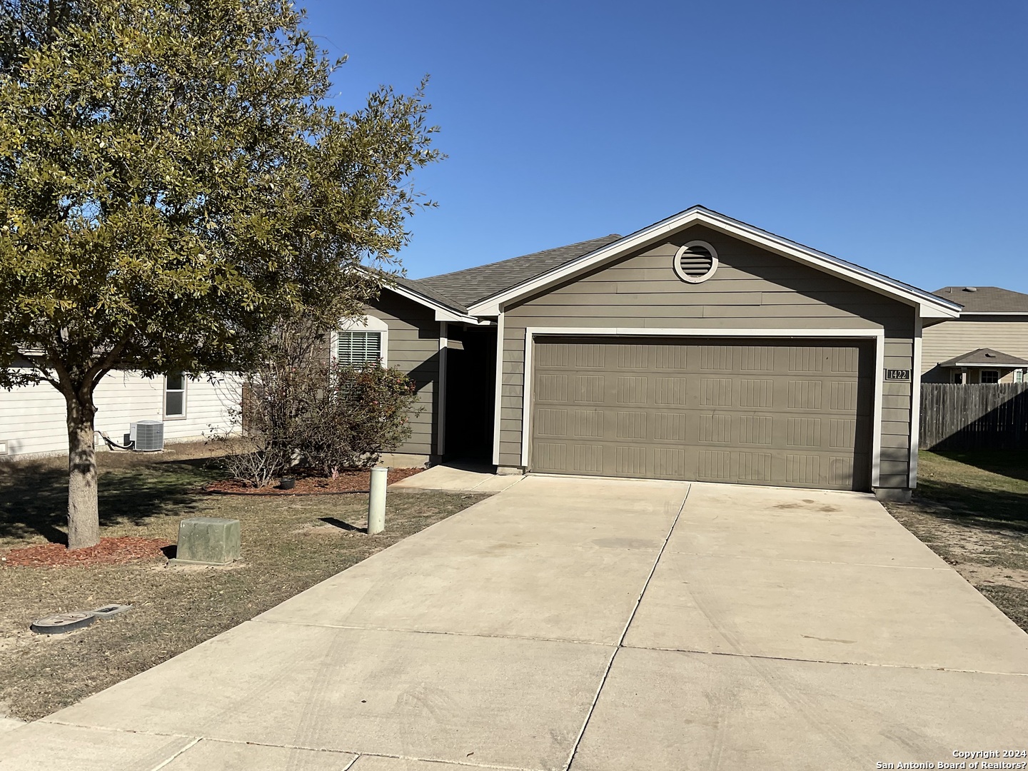 1422 Dove Bend San Antonio TX 78245