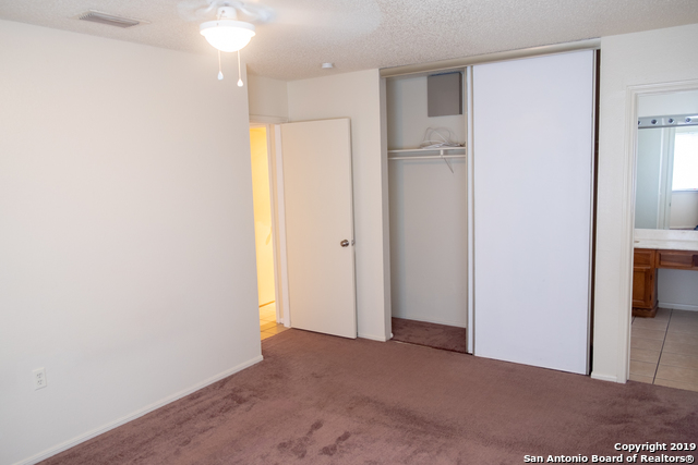 9826 Meadow Branch Converse TX 78109