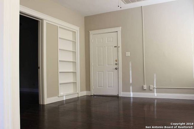 628 S Saint Mary's Street San Antonio TX 78205