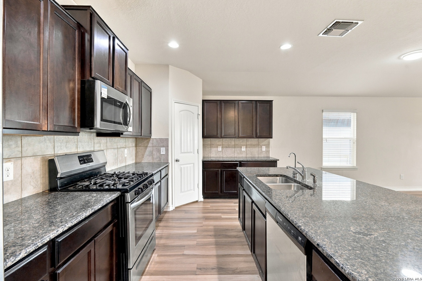 4103 Espada Falls San Antonio TX 78222