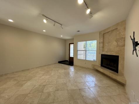 628 Ira Lee San Antonio TX 78218
