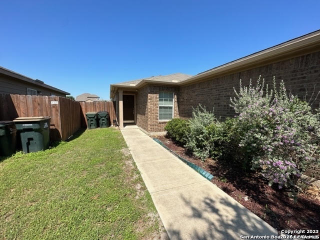 11806 Luckey Flower San Antonio TX 78252