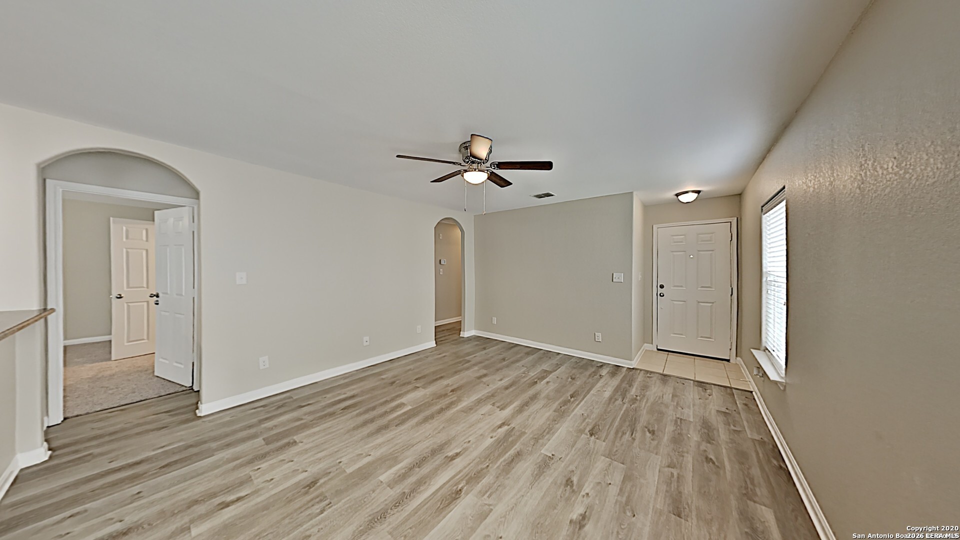 11806 Luckey Flower San Antonio TX 78252