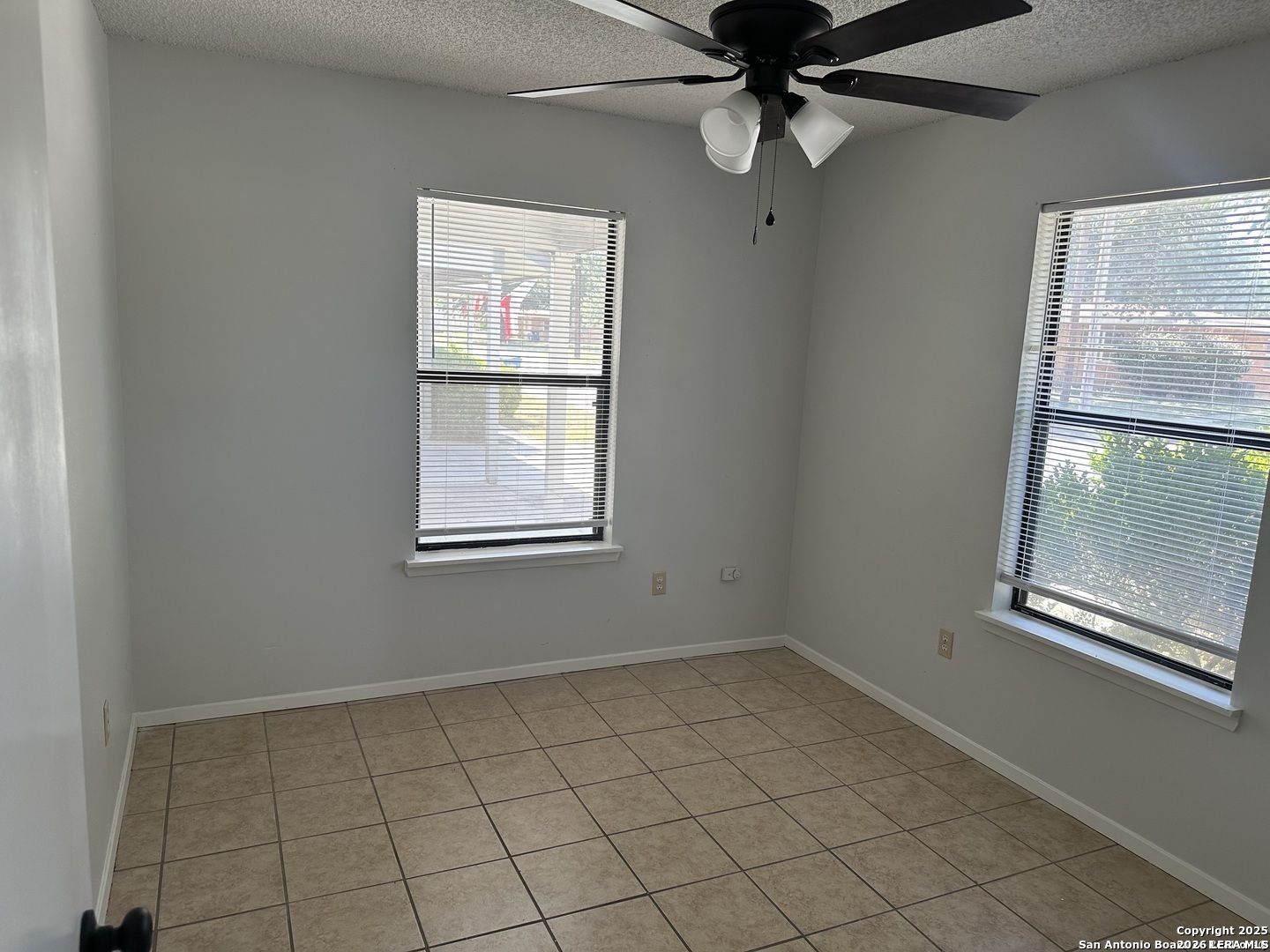 401 W Adams Pleasanton TX 78064