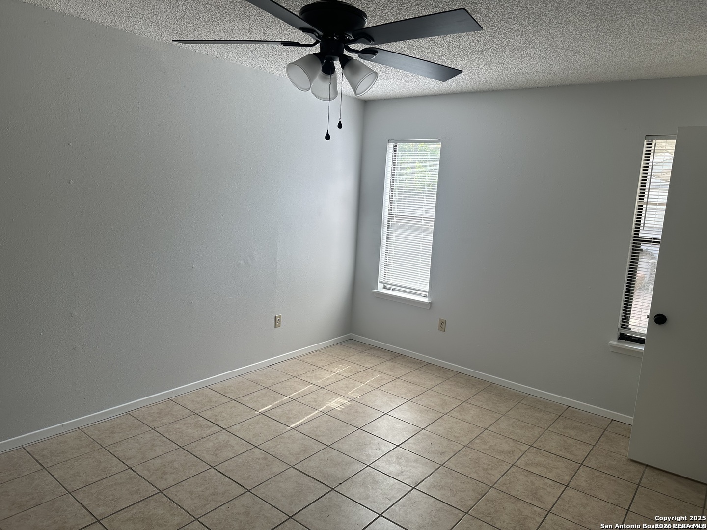 401 W Adams Pleasanton TX 78064