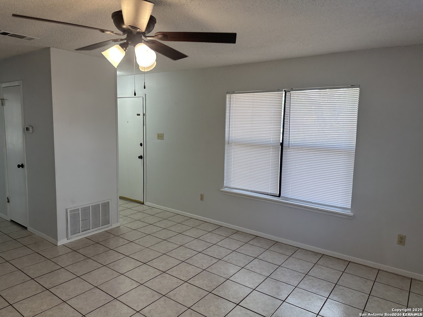401 W Adams Pleasanton TX 78064